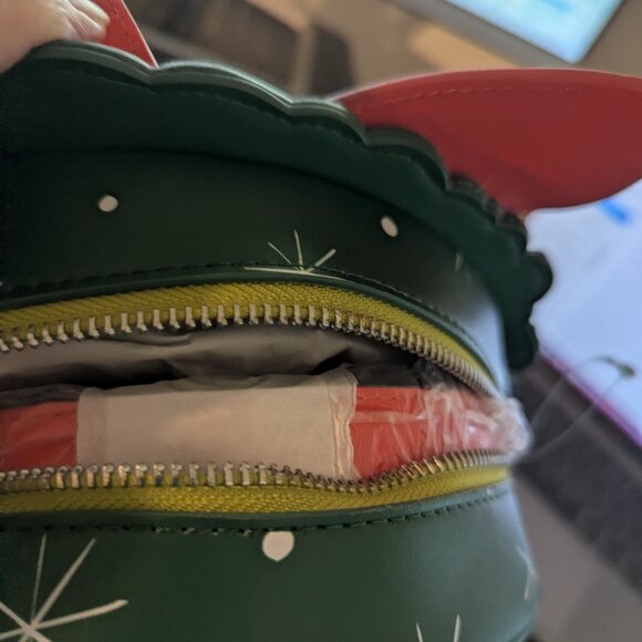 LOUNGEFLY Dr. Seuss How the Grinch Stole Christmas! Wreath Lenticular Crossbody
